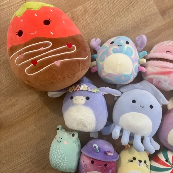 Squishmallows Bundle - Picture 2 of 4